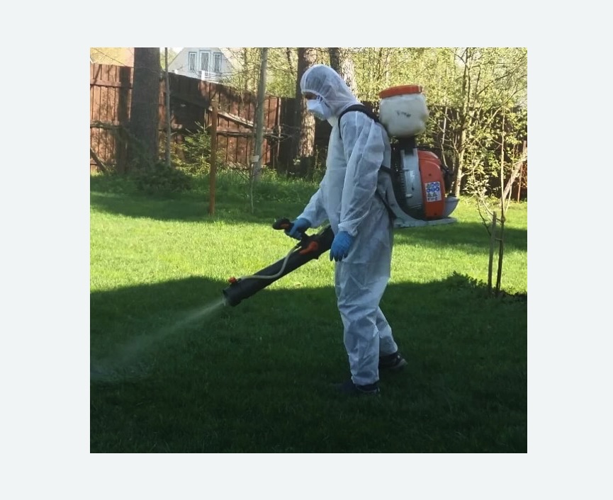 Обработка территории от клещей в Карабаново